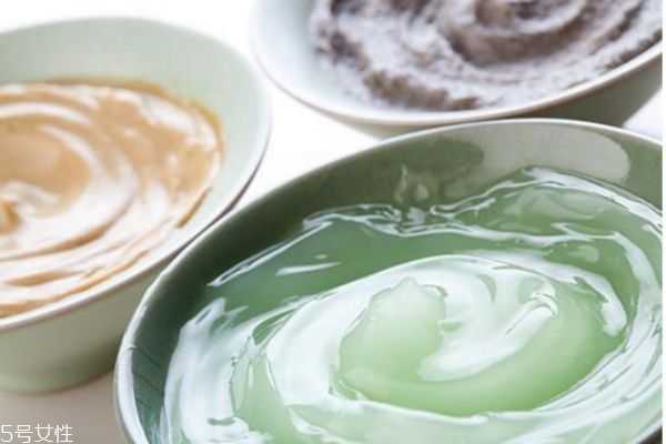 夏天怎样自制补水面膜