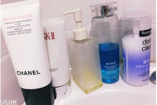 香奈儿山茶花洗面奶是氨基酸吗