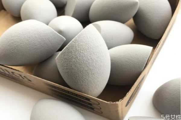 海绵蛋为什么要浸水？使用海绵蛋的技巧