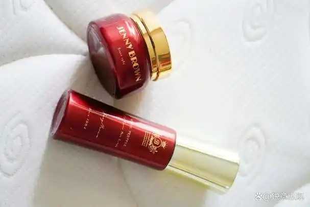 乳液一般什么时间用最合适？乳液是晚上用还是白天用