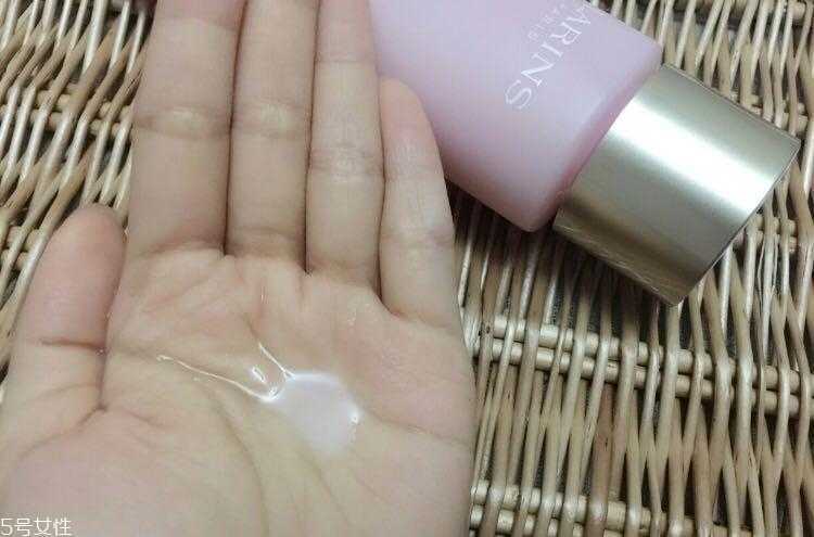 娇韵诗青春赋活系列适合年龄 25岁以上轻龄肌