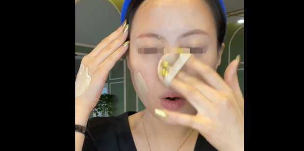 粉底液的正确用法步骤