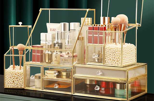 化妆品收纳盒有用吗 化妆品收纳盒有用吗