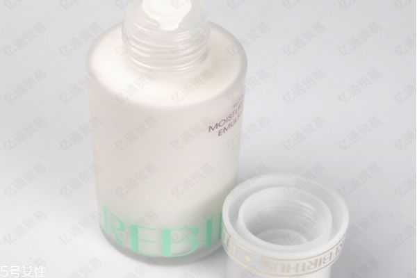 娜丽丝柔宝石保湿乳液适合肤质 娜丽丝柔宝石保湿乳液适合肤质