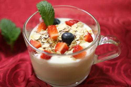 酸奶做面膜保湿吗?酸奶做面膜有什么功效 酸奶做面膜保湿吗?酸奶做面膜有什么功效