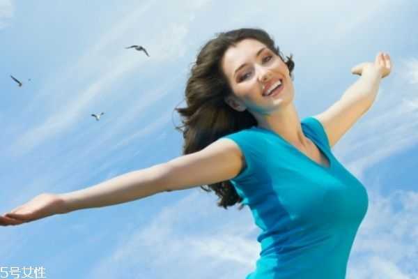 蒸脸器可以用自来水吗 蒸脸器可以用自来水吗