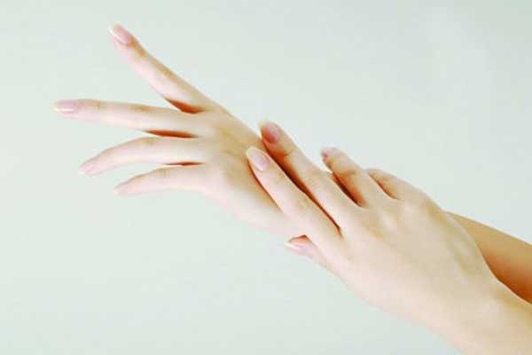 护手霜什么时候涂最好 护手霜什么时候涂最好