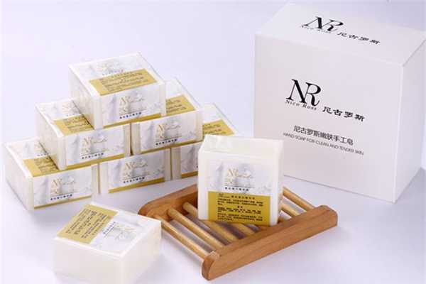 蚕丝皂真的有蚕丝吗