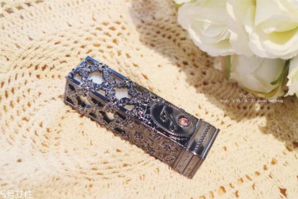 jill stuart方管唇膏怎么样? jill stuart方管唇膏怎么样?