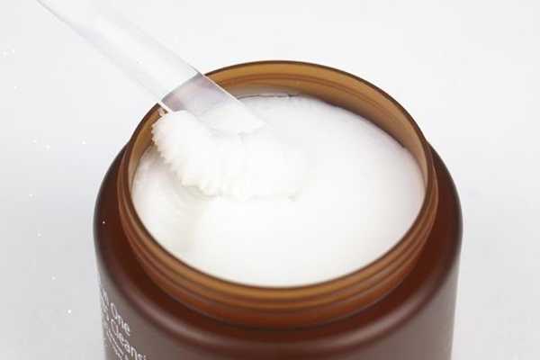 卸妆膏是卸妆油吗 卸妆膏和卸妆油的区别是什么