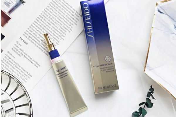 眼睛周围只能涂眼霜吗