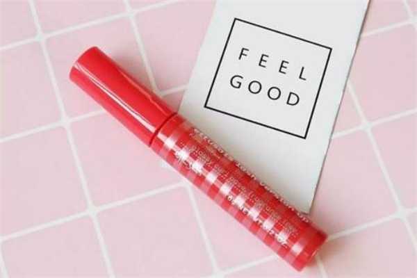 艾杜纱睫毛打底膏和kate哪个好？红色还是黑色好用