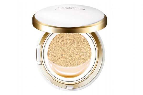 气垫容易浮粉怎么办？如何保持一整天不脱妆