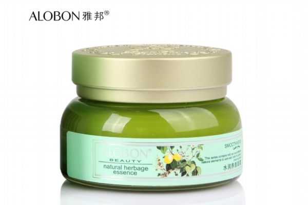 面霜搓泥还能继续用吗？护肤品搓泥是不吸收吗