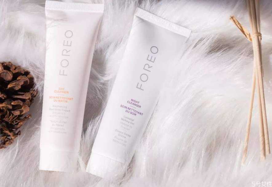 洗面奶加白糖洗脸有什么好处？可以天天洗吗