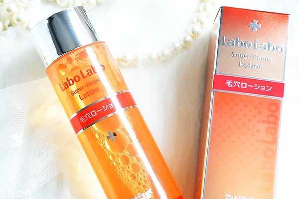 夏天黑头多怎么彻底清除 夏天黑头多怎么彻底清除