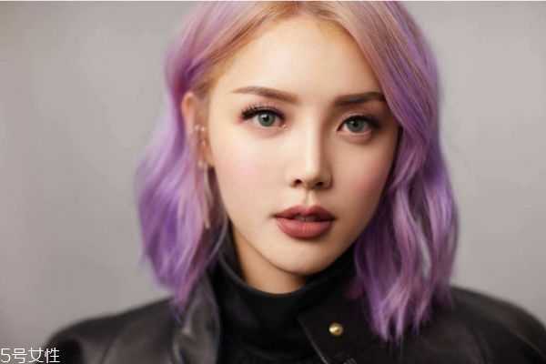 粉底和隔离哪个先用？底妆上妆的正确步骤