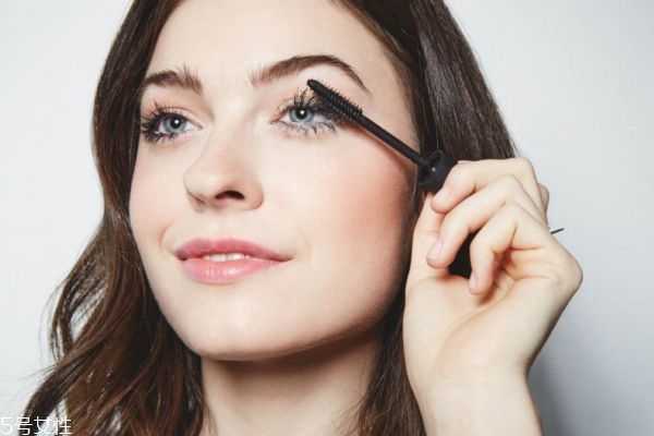睫毛有哪些画法？睫毛的正确画法
