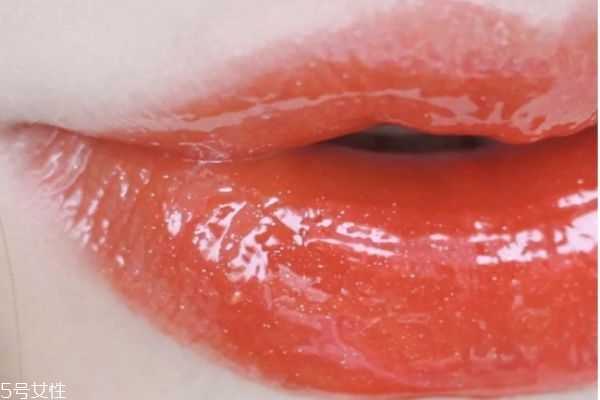春夏涂什么颜色口红 适合春天的口红