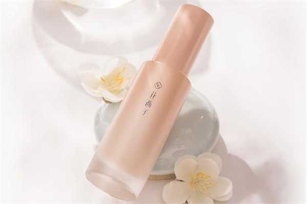 花西子粉底液好用吗？花西子粉底液测评