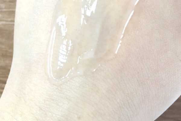 日本薏仁面霜含酒精吗 日本薏仁面霜含酒精吗