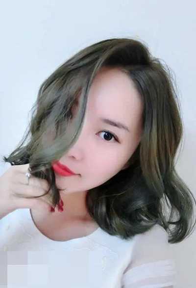 齐肩卷发图片2024最新款女生 齐肩卷发图片2024最新款女生