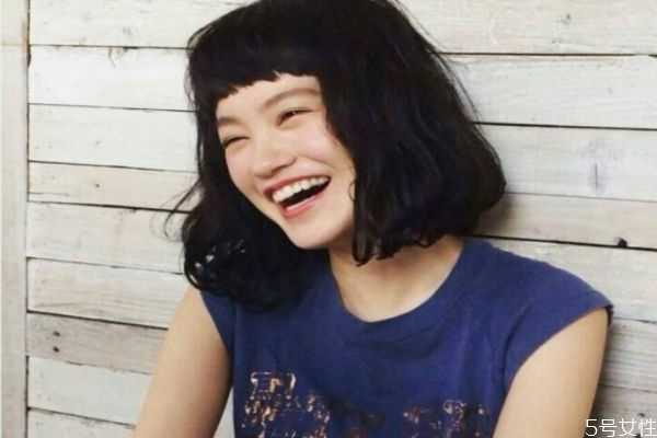 眼角有笑纹怎么办?眼角笑纹怎么去除 眼角有笑纹怎么办?眼角笑纹怎么去除