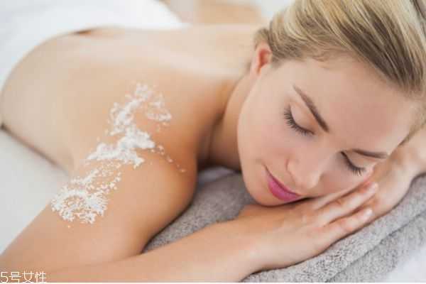 身体乳擦脸会怎么样