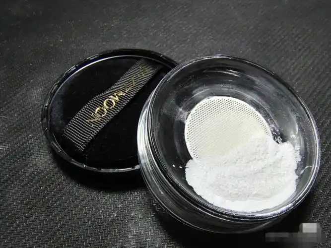 男士可以用蜜粉吗