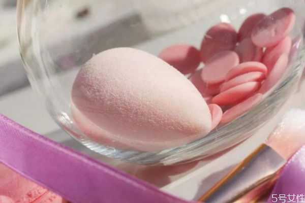 美妆蛋的特点有什么？美妆蛋的正确用法有什么