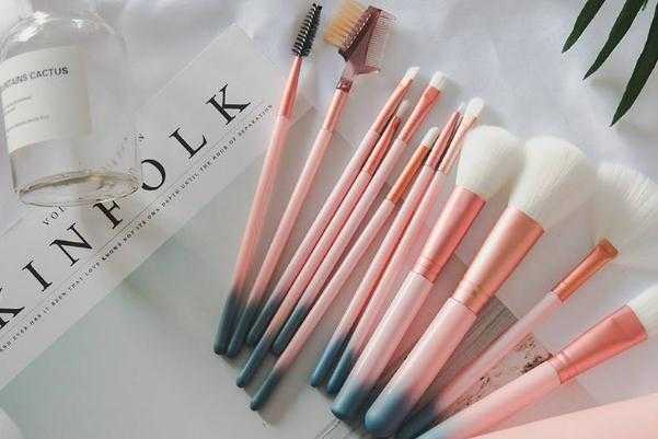 眼影刷有保质期吗 眼影刷有保质期吗