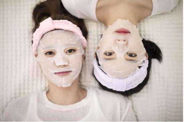 面膜精华液能过夜吗?面膜精华液可以过夜吗 面膜精华液能过夜吗?面膜精华液可以过夜吗