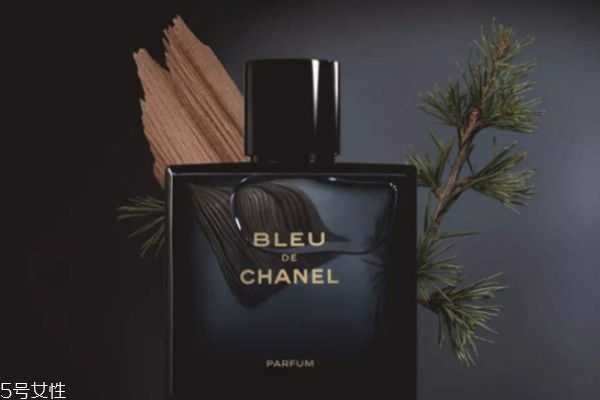 香奈儿蔚蓝适合什么人?香奈儿蔚蓝适合女生吗 香奈儿蔚蓝适合什么人?香奈儿蔚蓝适合女生吗