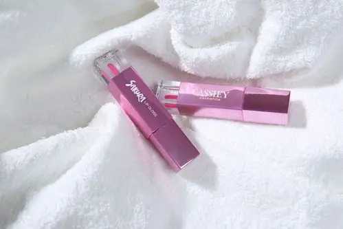 唇蜜的主要功效是什么