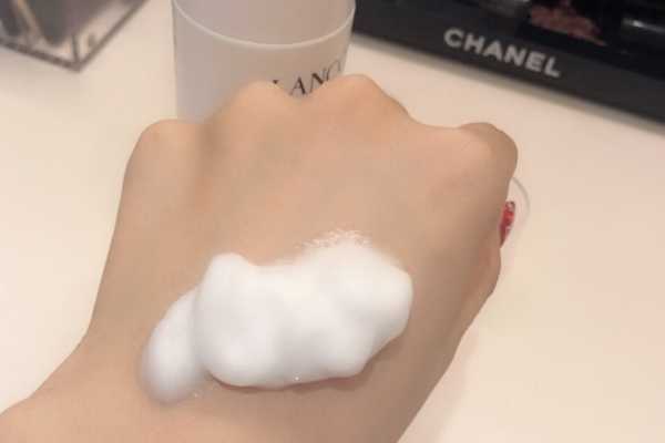 兰蔻洗面奶可以卸妆吗 兰蔻洗面奶可以卸妆吗