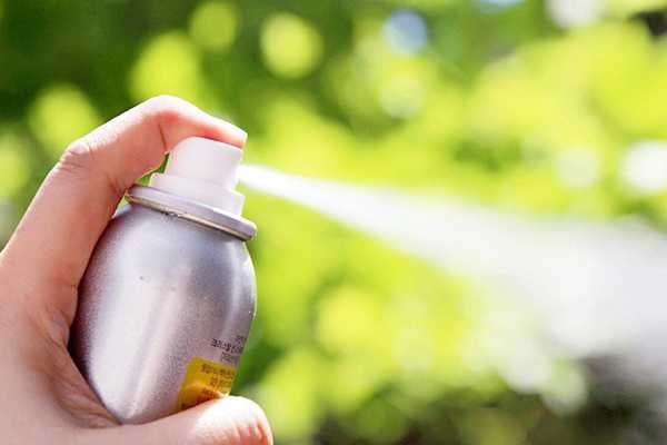 防晒喷雾闷痘了怎么办 防晒喷雾闷痘了怎么办