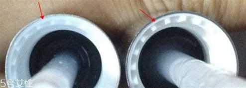 兰蔻小黑瓶用了长痘是怎么回事