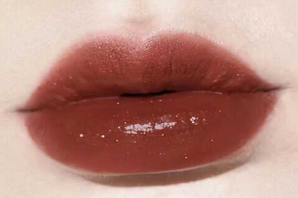 阿玛尼216号色是什么颜色口红 阿玛尼216号色是什么颜色口红