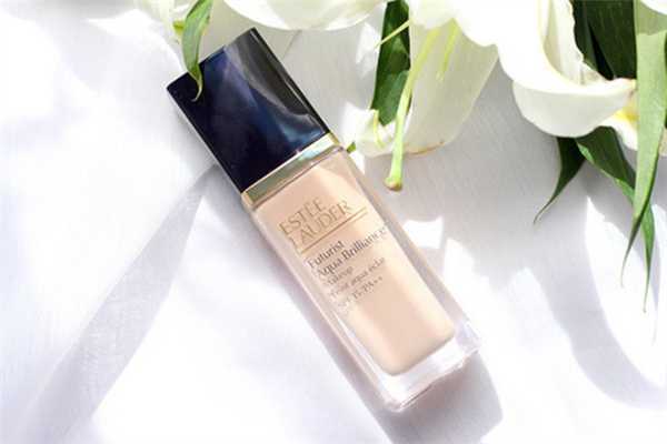 雅诗兰黛沁水粉底液遮瑕效果怎么样?怎么用? 雅诗兰黛沁水粉底液遮瑕效果怎么样?怎么用?