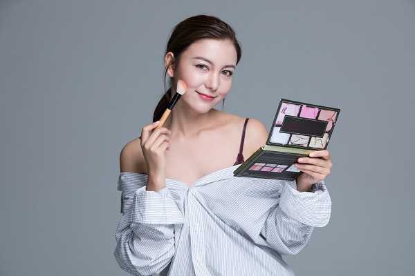 适合黄色腮红的肤色 适合黄色腮红的肤色