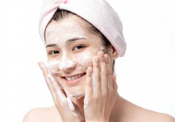 夏天皮肤干燥怎么办 夏天皮肤干燥怎么办