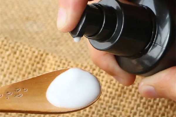 乳液和霜的区别在哪