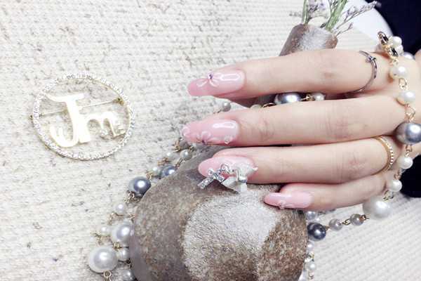 美甲有几种类型 美甲有几种类型