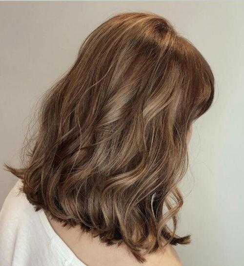 染什么颜色的头发显白？这9种颜色洋气显白还减龄