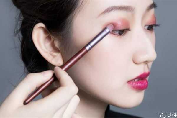 五官太集中怎么办