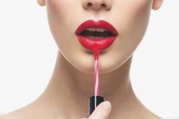 冬天涂唇釉好还是口红好?秋冬用口红还是唇釉 冬天涂唇釉好还是口红好?秋冬用口红还是唇釉