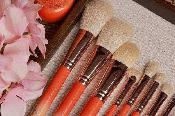 化妆刷正确清洁步骤 化妆刷正确清洁步骤