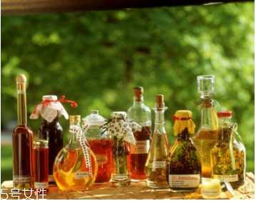 精油保质期一般多久 精油日常保存也要注意