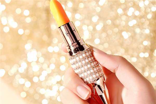 萝卜丁口红怎么查真伪 萝卜丁口红怎么查真伪