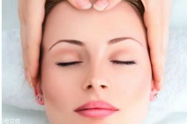 敷完面膜怎么按摩